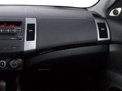 2011 Mitsubishi Outlander SE