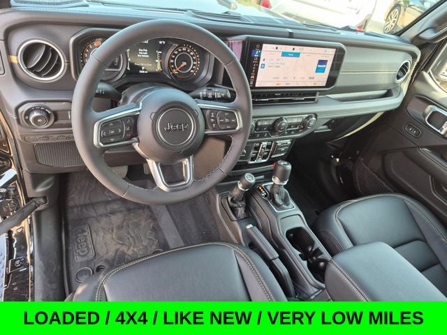 2026 Jeep Wrangler Sahara w/Leather & Sunroof