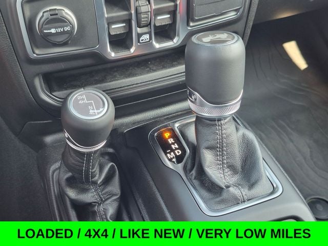2026 Jeep Wrangler Sahara w/Leather & Sunroof