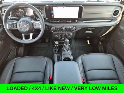 2026 Jeep Wrangler Sahara w/Leather & Sunroof