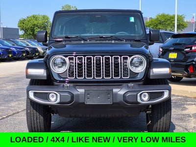 2026 Jeep Wrangler Sahara w/Leather & Sunroof