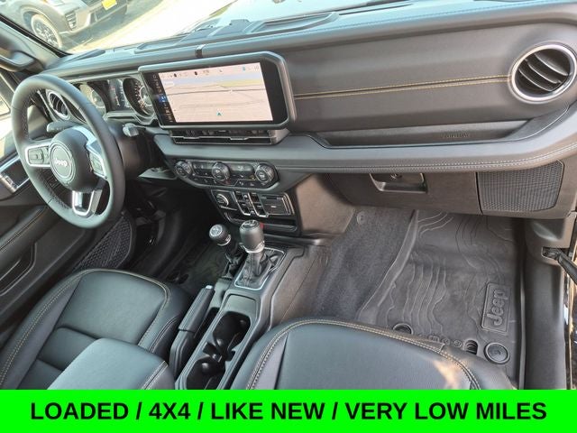 2026 Jeep Wrangler Sahara w/Leather & Sunroof