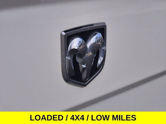 2018 RAM 1500 Laramie 4X4 w/Leather & Navi