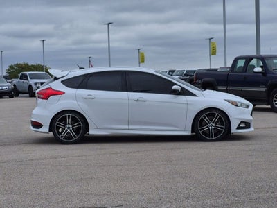 2017 Ford Focus ST