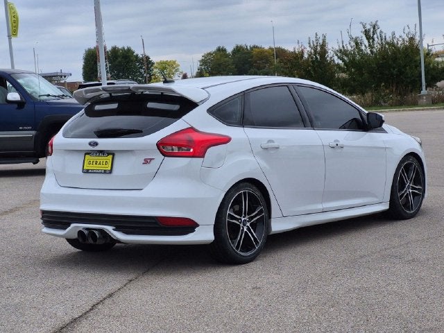 2017 Ford Focus ST
