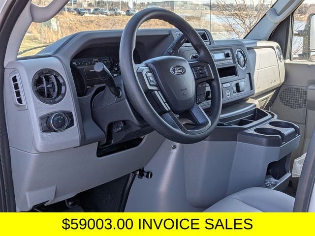 2027 Ford Econoline Cutaway E-450 DRW