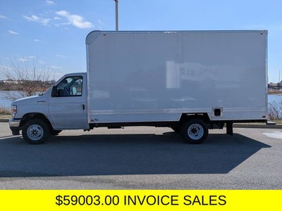2027 Ford Econoline Cutaway E-450 DRW