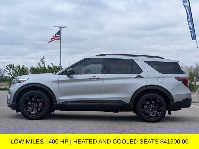 2023 Ford Explorer ST 4WD