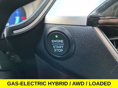 2022 Ford Escape Hybrid SEL w/Navi & Sunroof