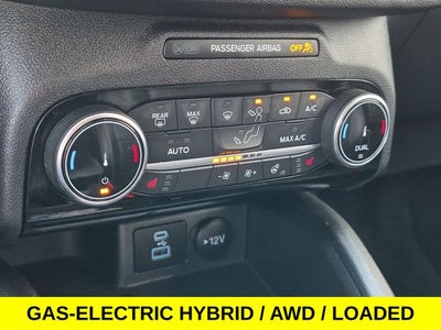2022 Ford Escape Hybrid SEL w/Navi & Sunroof