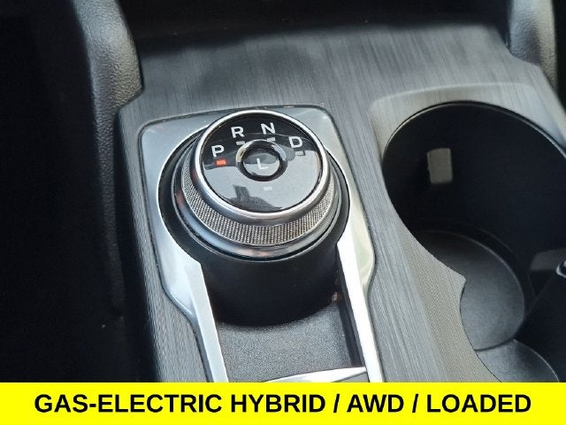 2022 Ford Escape Hybrid SEL w/Navi & Sunroof