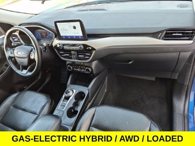 2022 Ford Escape Hybrid SEL w/Navi & Sunroof