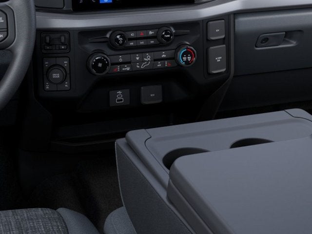 2027 Ford Super Duty F250 4X4 CREW/C
