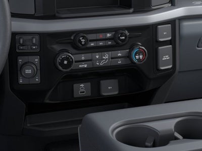 2026 Ford Super Duty F-350® XLT