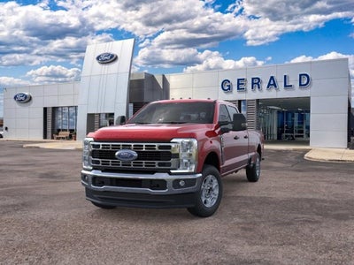 2026 Ford Super Duty F-350® XLT