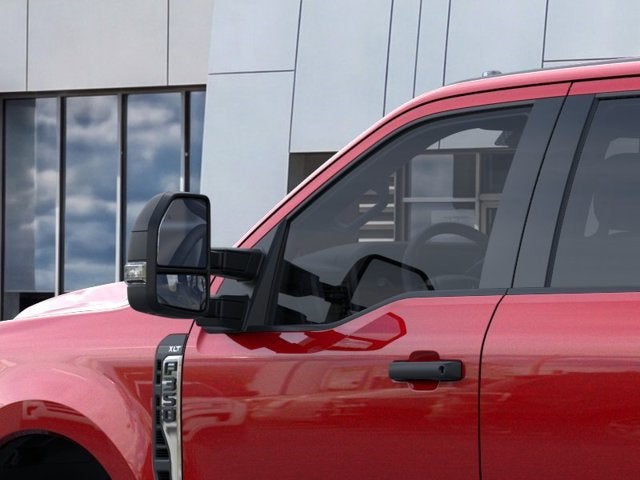 2026 Ford Super Duty F-350® XLT