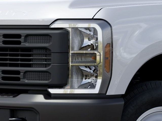 2027 Ford Super Duty F-350® XL