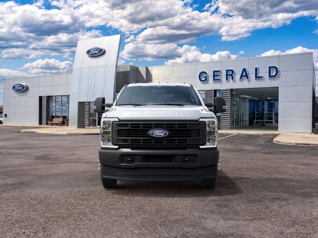 2027 Ford Super Duty F-350® XL