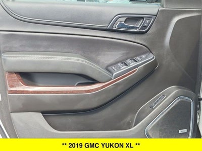 2019 GMC Yukon XL SLT