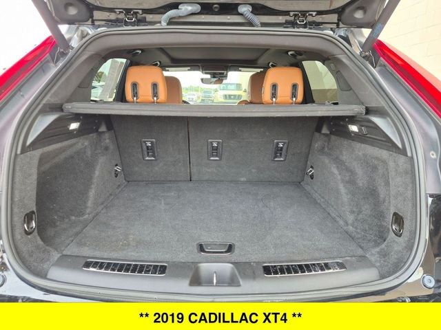 2019 Cadillac XT4 Premium Luxury AWD