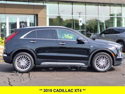 2019 Cadillac XT4 Premium Luxury AWD