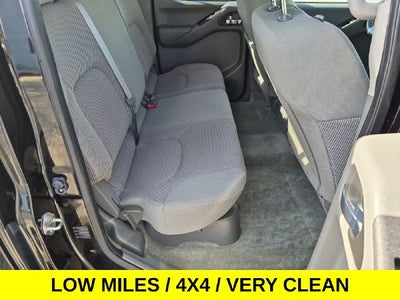 2018 Nissan Frontier SV 4X4 w/Low Miles