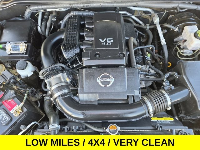 2018 Nissan Frontier SV 4X4 w/Low Miles