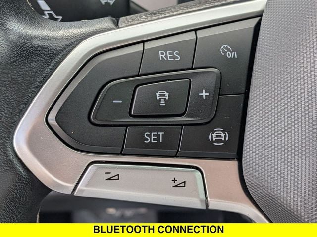 2023 Volkswagen Atlas Cross Sport 2.0T SE w/Technology FWD