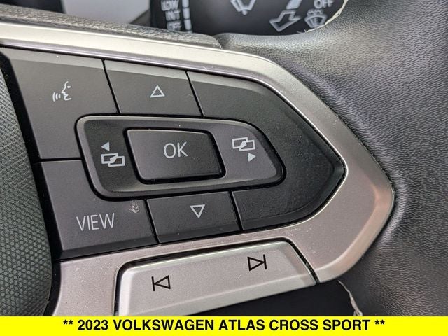 2023 Volkswagen Atlas Cross Sport 2.0T SE w/Technology FWD