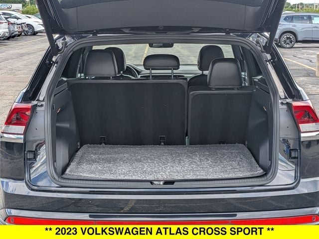 2023 Volkswagen Atlas Cross Sport 2.0T SE w/Technology FWD
