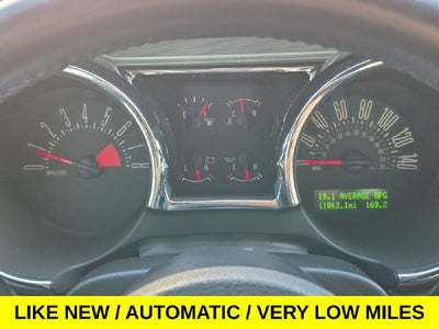 2005 Ford Mustang GT Premium w/Leather & Very Low Miles