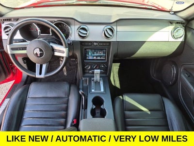 2005 Ford Mustang GT Premium w/Leather & Very Low Miles