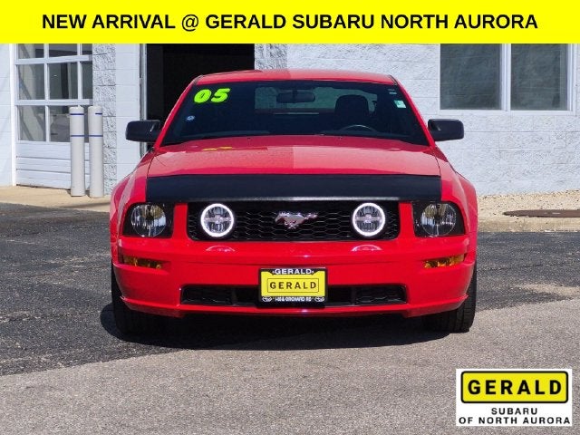 2005 Ford Mustang GT Premium w/Leather & Very Low Miles