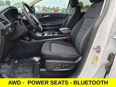 2020 Ford Edge SE