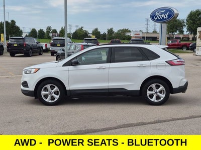 2020 Ford Edge SE