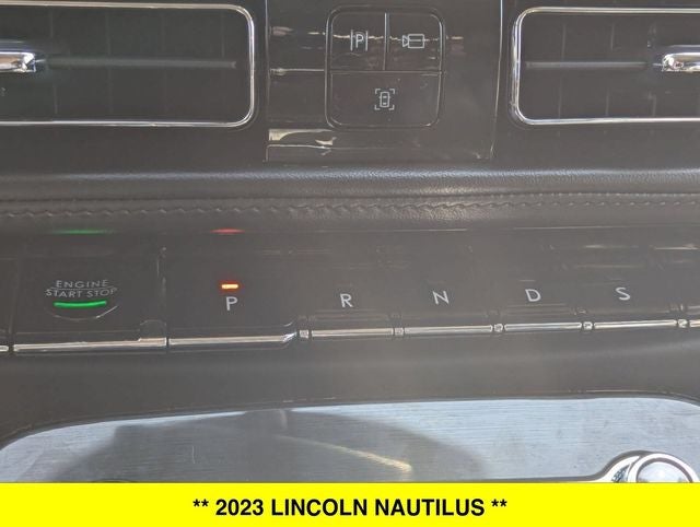 2023 Lincoln Nautilus Standard AWD