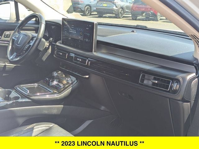 2023 Lincoln Nautilus Standard AWD