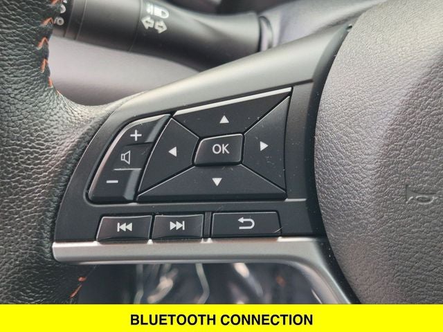 2022 Nissan Kicks SR