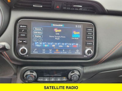 2022 Nissan Kicks SR