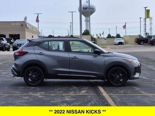2022 Nissan Kicks SR