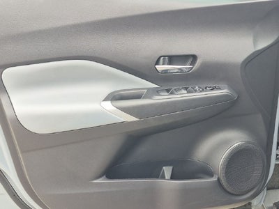 2024 Nissan Kicks SR Premium Package