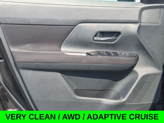 2025 Nissan Kicks S AWD w/Low Miles