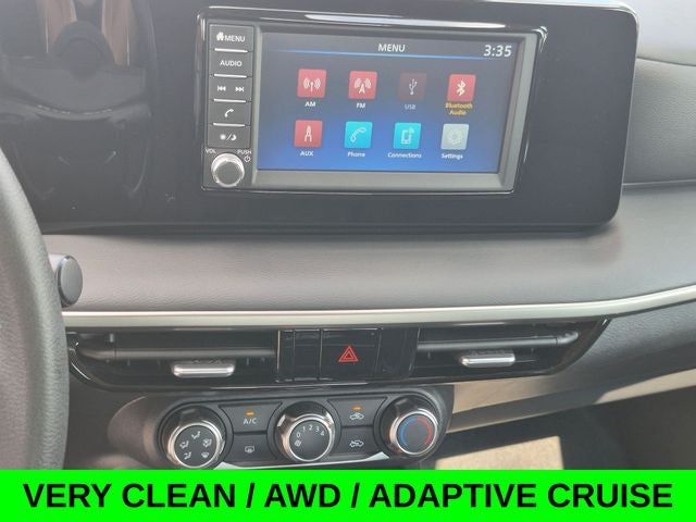 2025 Nissan Kicks S AWD w/Low Miles