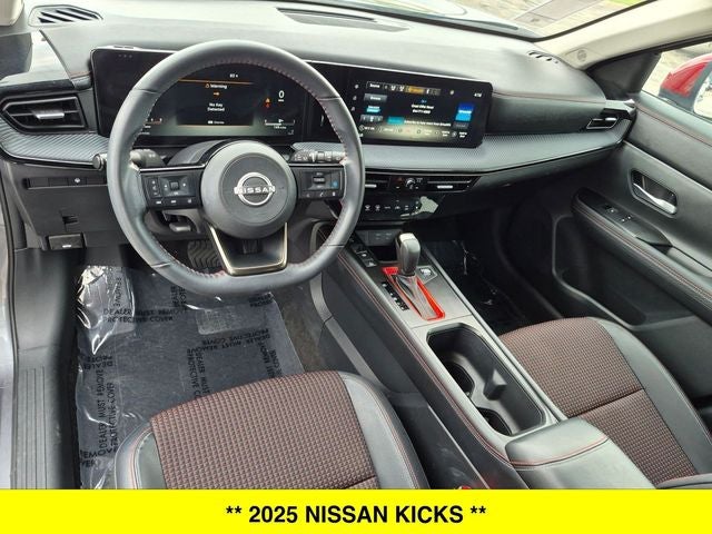 2025 Nissan Kicks SR AWD 2-Tone Paint