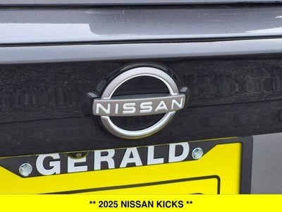2025 Nissan Kicks SR AWD 2-Tone Paint