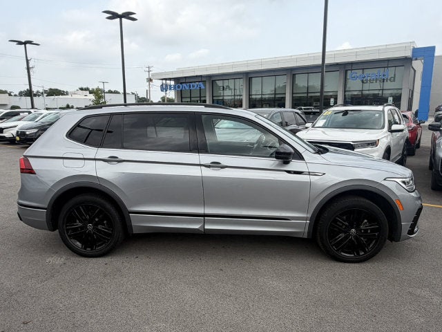 2022 Volkswagen Tiguan 2.0T SE R-Line Black