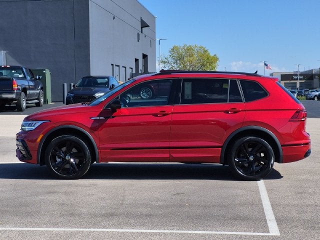 2024 Volkswagen Tiguan 2.0T SE R-Line Black