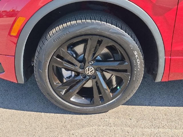 2024 Volkswagen Tiguan 2.0T SE R-Line Black