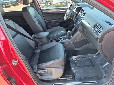 2024 Volkswagen Tiguan 2.0T SE R-Line Black