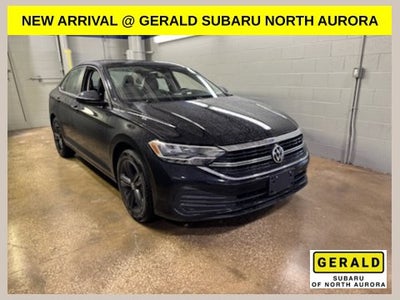 2023 Volkswagen Jetta 1.5T SE w/Leather & Backup Camera